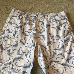 2 Old Navy Elastic waist Large shorts